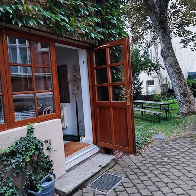 Haus von Außen 3